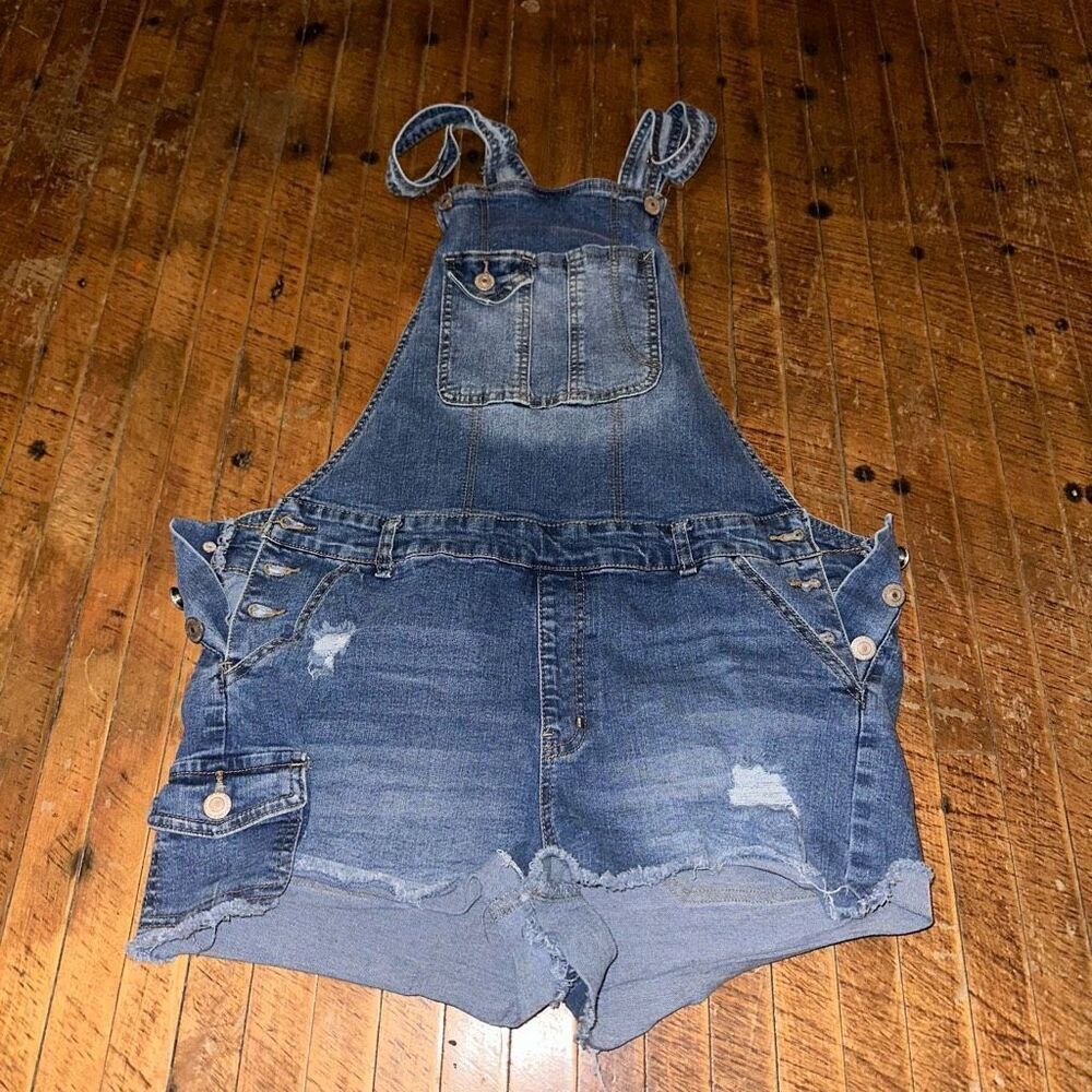 Wallflower distressed L classic cutoff overall shorts